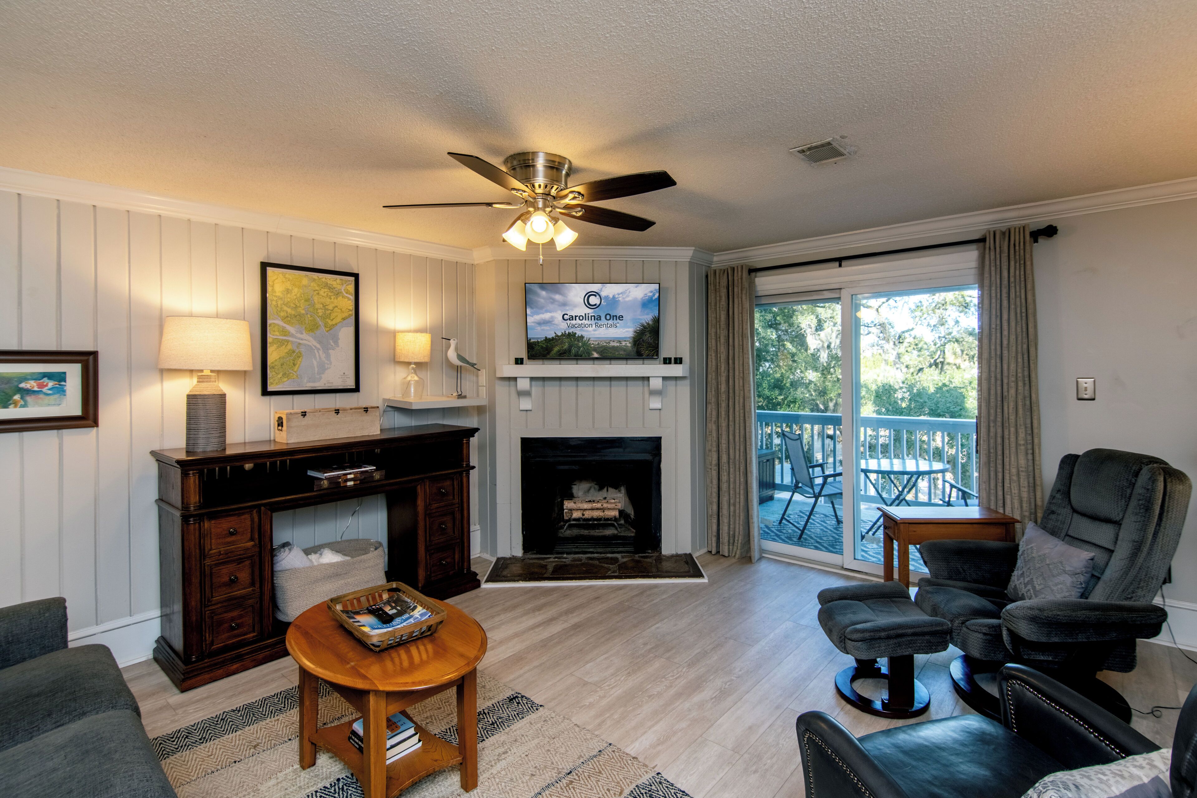 Smart TV, DVD player