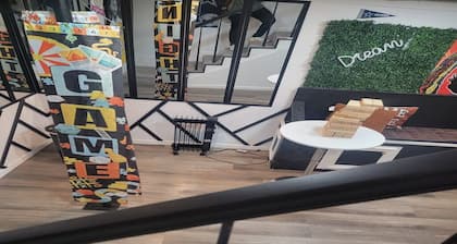 Family Fun Home 4 kids & Adults Social Retreat