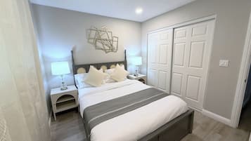 StrykjÀrn/strykbrÀda, wi-fi och sÀngklÀder