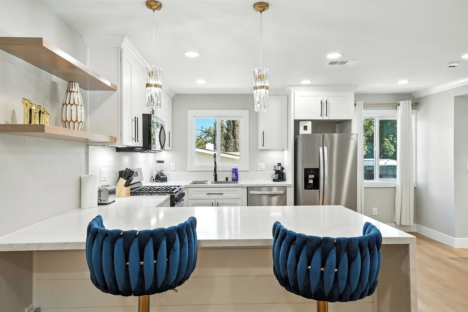 Fridge, microwave, oven, dishwasher