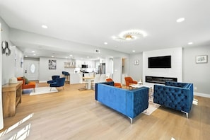 TV - Xlnc Exotic Home Witt Rd Poway (Poway)