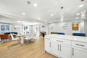 Interior - Xlnc Exotic Home Witt Rd Poway (Poway)