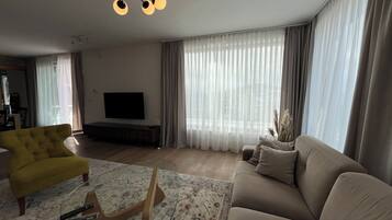 Smart-tv en een open haard