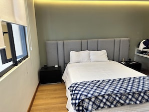 Iron/ironing board, Internet, bed sheets - Charming 4-bedroom house in Cuenca perfect for relaxing stays (Cuenca)