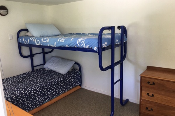 3 soverom, strykejern/-brett, wi-fi og sengetøy