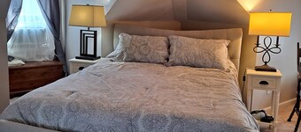 Lovely 2-bedroom brick home in pleasant Hanover with a backyard oasis