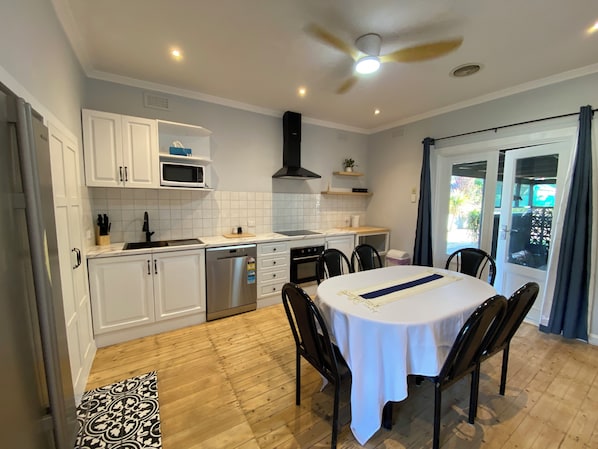 Fridge, microwave, oven, stovetop - Spacious 1940s Bendigo Home Hamptons Heritage Reno (Long Gully)