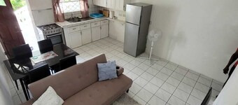 Charming 1-bedroom apartment with AC in lovely Castries