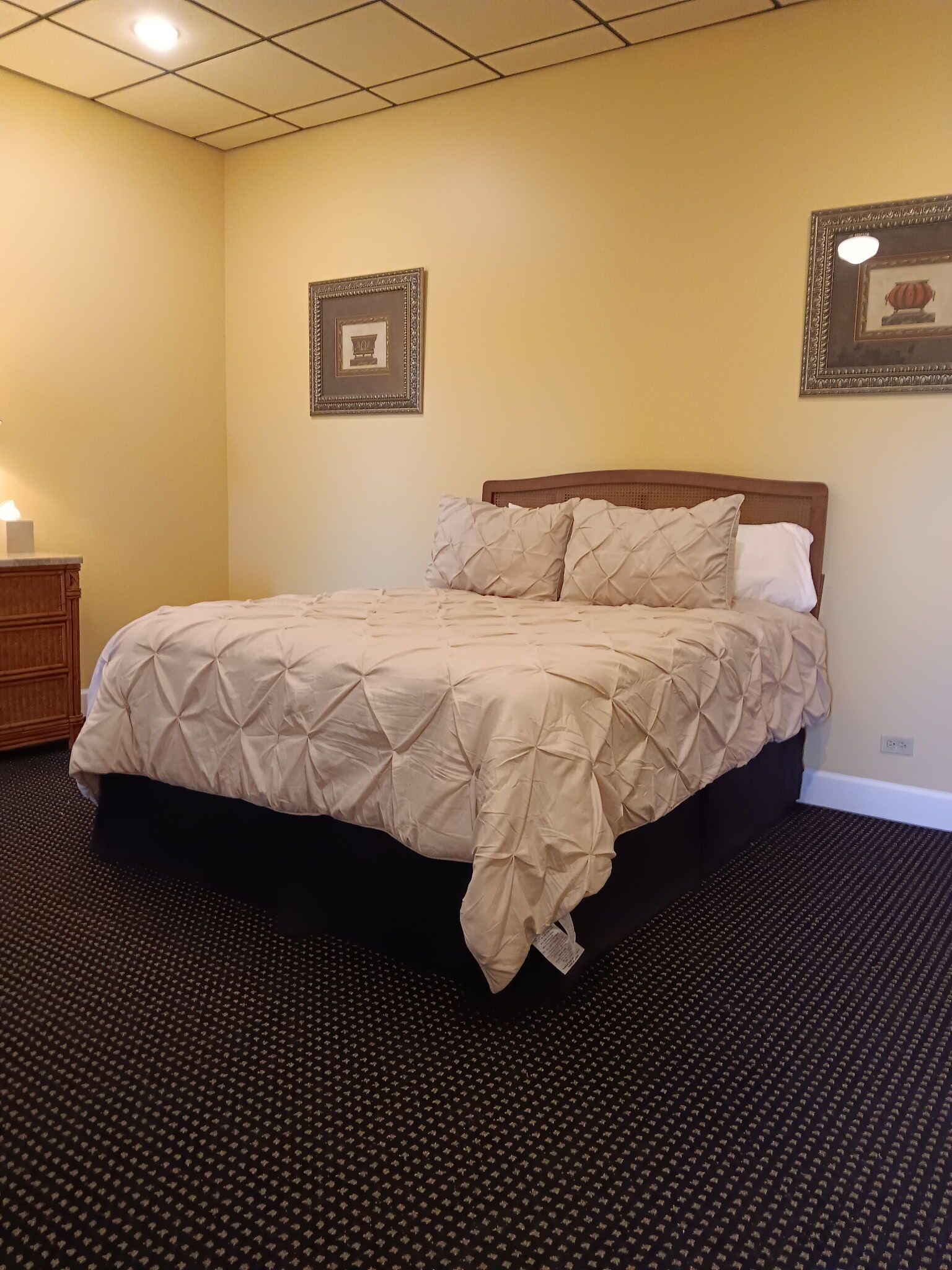 1 chambre, accès au Wi-Fi (inclus), literie fournie
