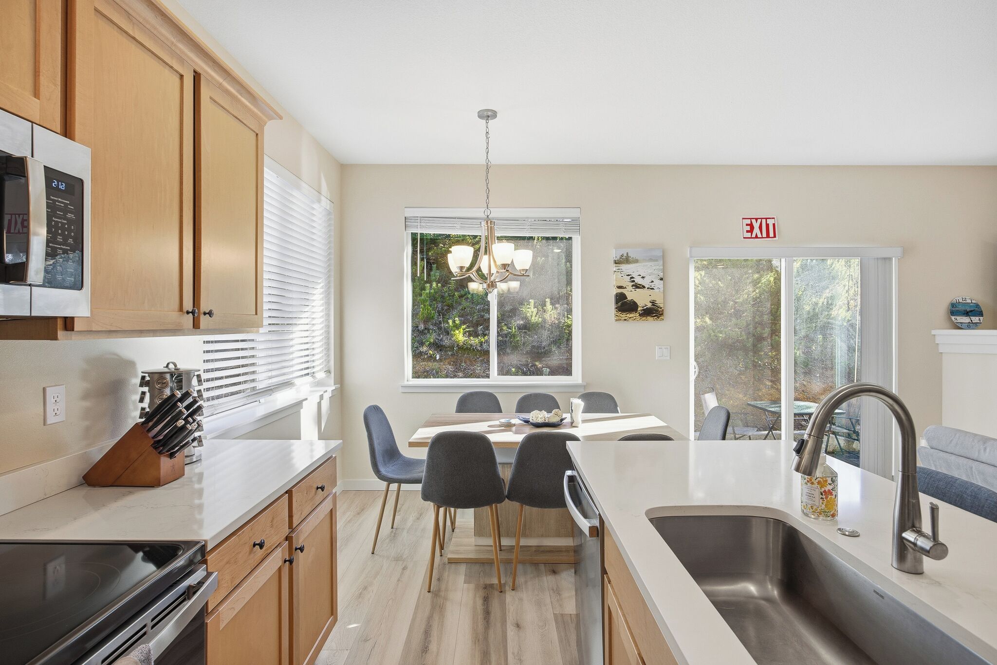 Microwave, oven, stovetop, dishwasher