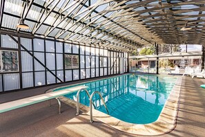Indoor pool, a heated pool - Pano Gorge Views  Mid-Century with Outdoor Oasis, Year Round Pool/Hot Tub (The Dalles)