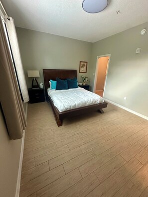 2 bedrooms, free WiFi, bed sheets - Central City Condominiums #203 2BR/2BA (Sarasota)