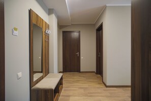 Interior - HOTEL NABADA (Likhauri)