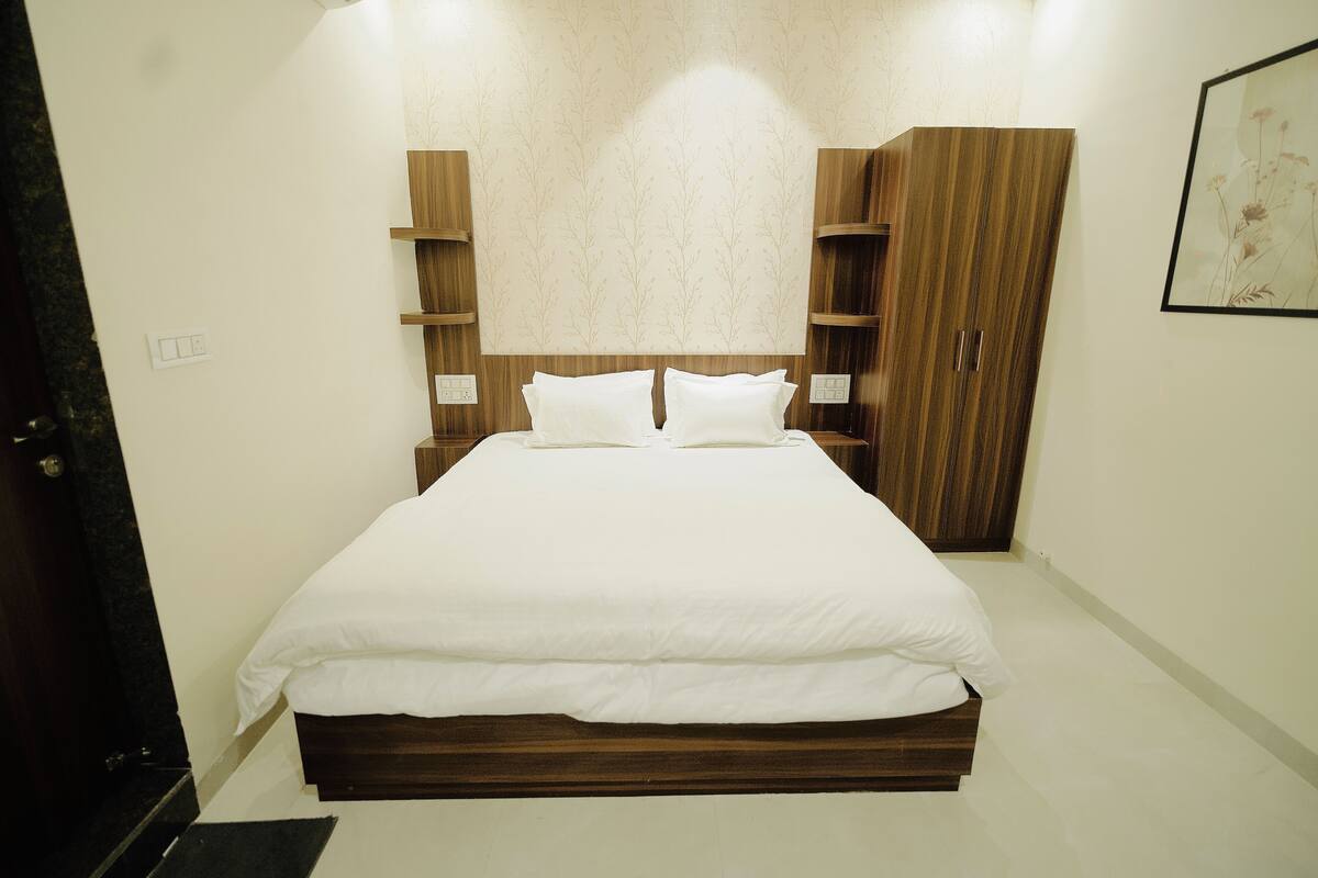 Standard Double Room, City View | In-room safe, laptop workspace, iron/ironing board (on request)