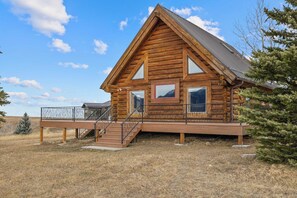 Exterior - Henry's Hideaway Cabin (Red Lodge)