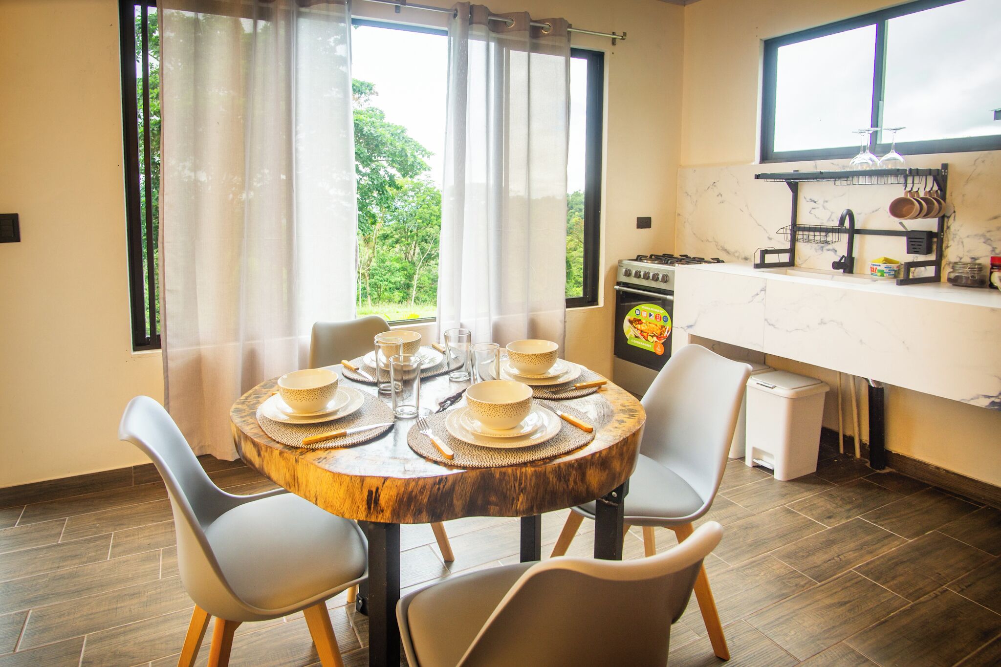 Family Chalet, Balcony, Garden View | Living area