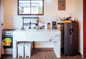 Family Chalet, Balcony, Garden View | Private kitchen