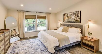 Minutes to hot springs, trails & town in this spacious Buena Vista retreat