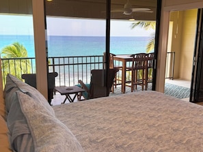 2 bedrooms, iron/ironing board, free WiFi, bed sheets - Exceptional Oceanfront Luxury Condo, Top Floor, Full AC, Elevator (Kailua-Kona)