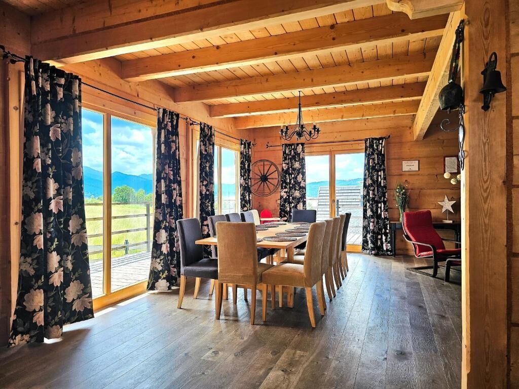 House, 4 Bedrooms | Interior