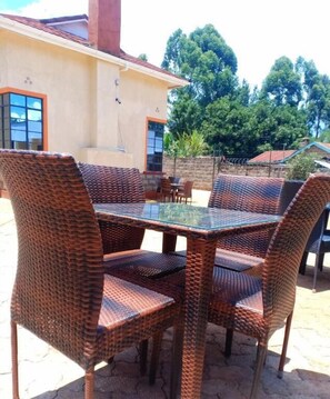 Exterior - Peak Meadows Hotel (Nyeri County)