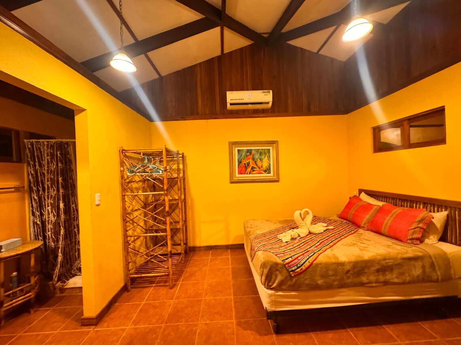 8 bedrooms, in-room safe, iron/ironing board, travel crib