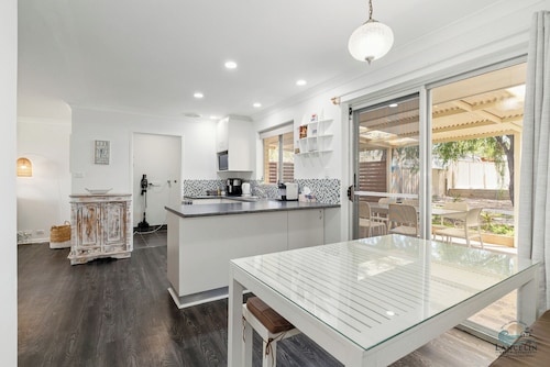 Seas The Day- Coastal Comfort & Spacious Living!