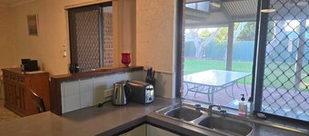 Beach Gums: 4  BR, 2  BA House in Lancelin, Sleeps 10