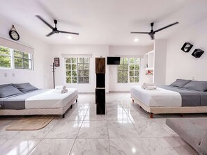 3 Schlafzimmer, Schreibtisch, WLAN, Bettwäsche