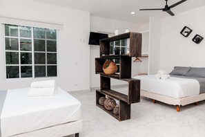 3 bedrooms, desk, WiFi, bed sheets - Private 3BR Home with Ample Space & Comfort (Puerto Morelos)