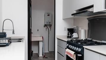 Fridge, microwave, oven, stovetop