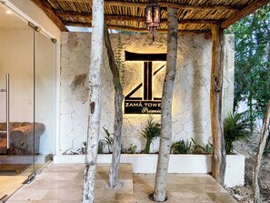 Exterior detail - Private Pool Balcony in Aldea Zama (Tulum)