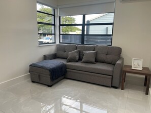 Smart TV - Flamingo Park Hideaway | Unit 1 (West Palm Beach)