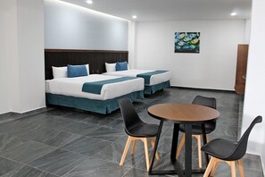 Laptop workspace, free WiFi - Vita Grand Hotel  (Nuevo Vallarta)