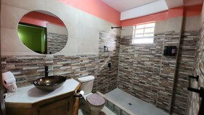 Hair dryer, towels, soap, toilet paper - Your Private Tropical Retreat – Sun, Sea & Serenity (Castries)