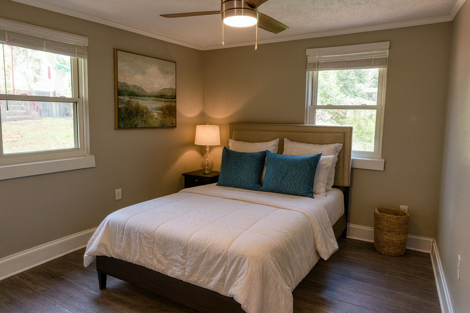 Bügeleisen/Bügelbrett, WLAN, Bettwäsche