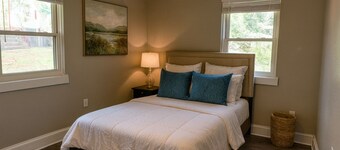 Cute 3BR 1.5 Bath, Fully Renovated Bungalow in Downtown Columbia, SC.