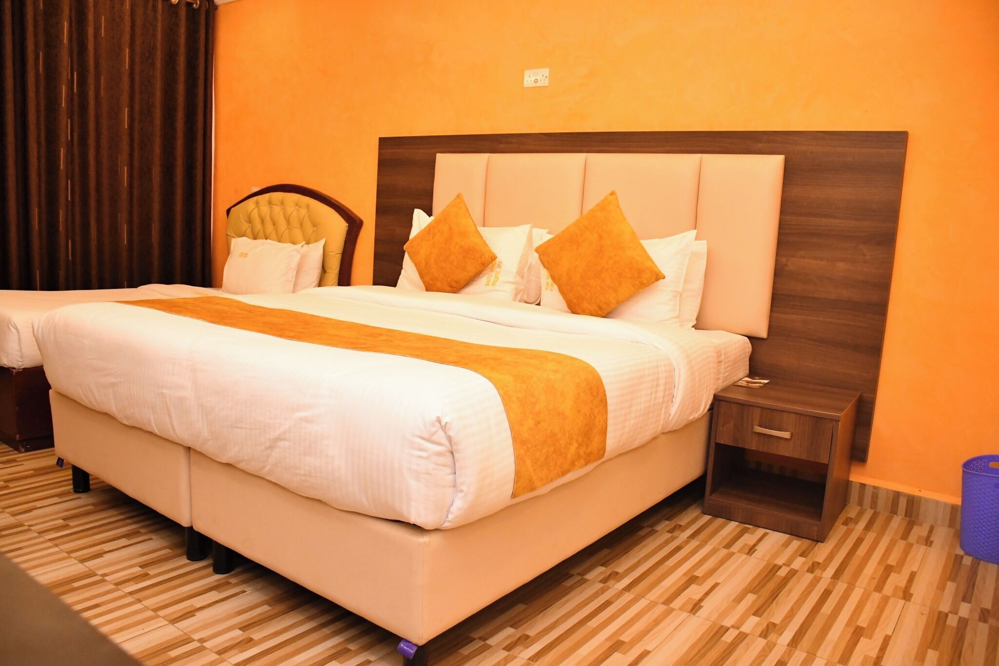 Deluxe-enkeltværelse | Arbejdsområde til bærbare computere, gratis Wi-Fi, sengetøj