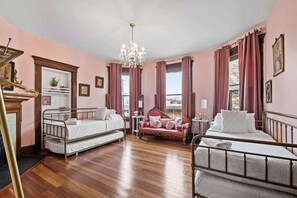 Bügeleisen/Bügelbrett, WLAN, Bettwäsche