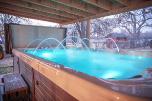 Pool - Hot tub, Pool, Grill, Patio, Gym, Game Room, Washer/Dryer, Pet friendly house (Bosque Farms)