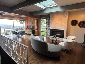 Interior - Furnished 30 to 60 day rental - Feb/March - Architectural Gem with Bay Views (Sausalito)
