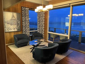 Interior - Furnished 30 to 60 day rental - Feb/March - Architectural Gem with Bay Views (Sausalito)