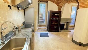 Ofen, Herdplatte, Geschirrspüler