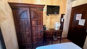 1 chambre, fer et planche Ă repasser, lit parapluie, Wi-Fi gratuit