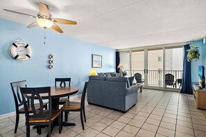 Smart TV - Ocean View 2 Bedroom-2 Bathroom (Ocean City)
