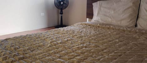 6 habitaciones, wifi, ropa de cama y acceso para silla de ruedas