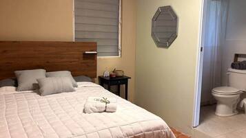 6 bedrooms, WiFi, bed sheets, wheelchair access