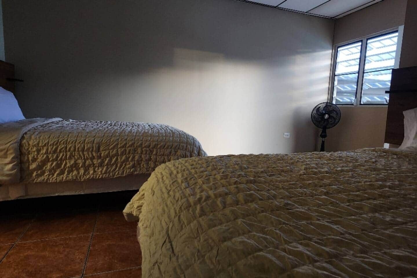 6 chambres, Wi-Fi, draps fournis