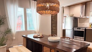 Óflokkuð mynd, 2 af 258, hnappur