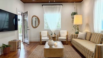 Villa Premier, 2 chambres, vue sur la piscine, au bord de la piscine | Salle de séjour